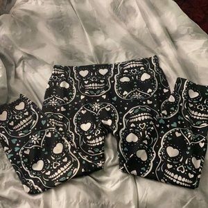 No Boundaries Sugar Skull Leggings